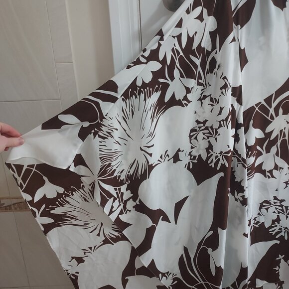 Michael Kors Collection Floral Silk V-Neck Brown White Caftan Dress - Picture 5 of 9